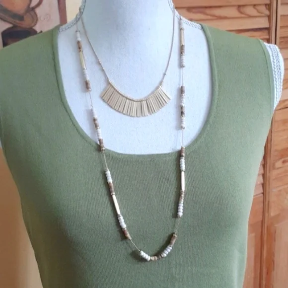CHICO'S 2 in 1 Goldtone & Wooden Bead Necklace Set - Neutral Colors! NWOT - Picture 2 of 11